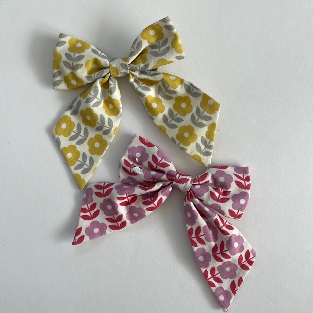 Wunderkin Floral Collection: Listing includes 2 medium sized bows